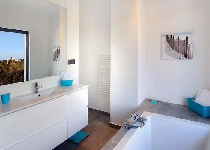 Luxurious Algarve Lux 5 Bedrooms Private Heatedpool * カルヴォエイロ