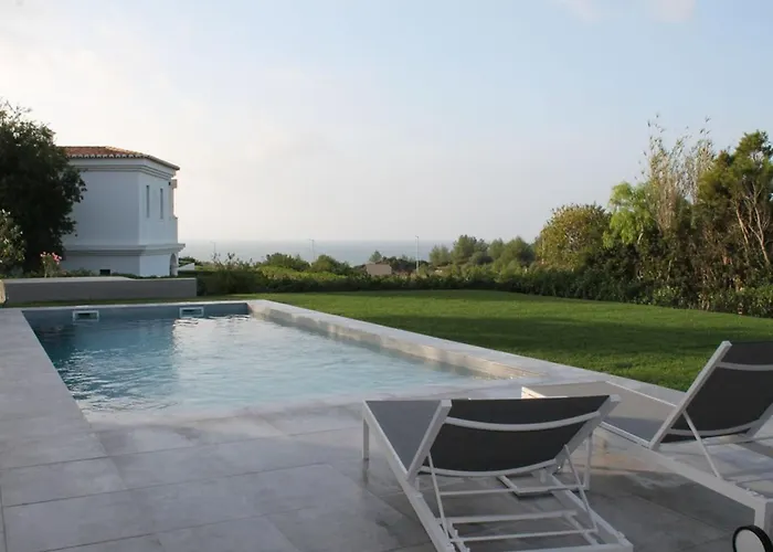 Luxurious Algarve Lux 5 Bedrooms Private Heatedpool カルヴォエイロ