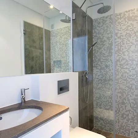 Luxurious Algarve Lux 5 Bedrooms Private Heatedpool